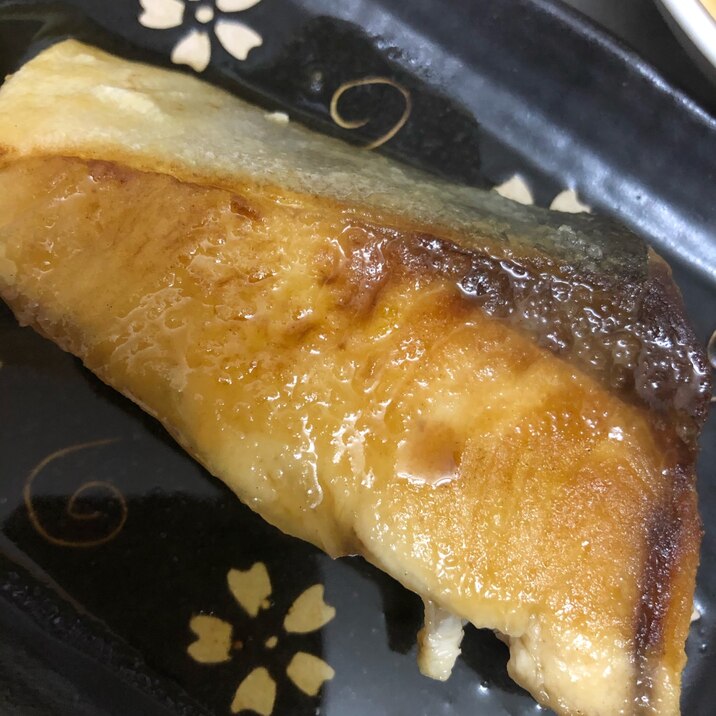 黄金比でブリの照り焼き